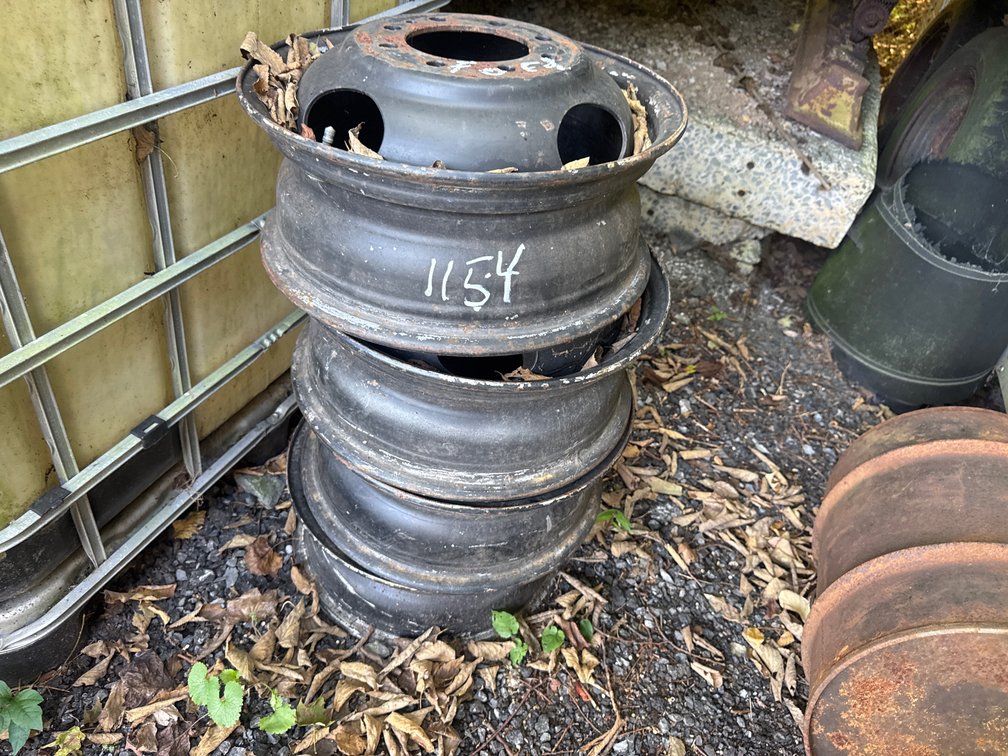 (4) Ford Rims