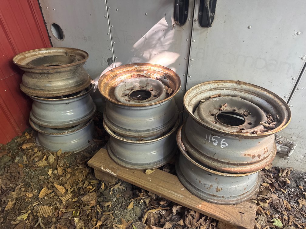 (7) Ford Rims