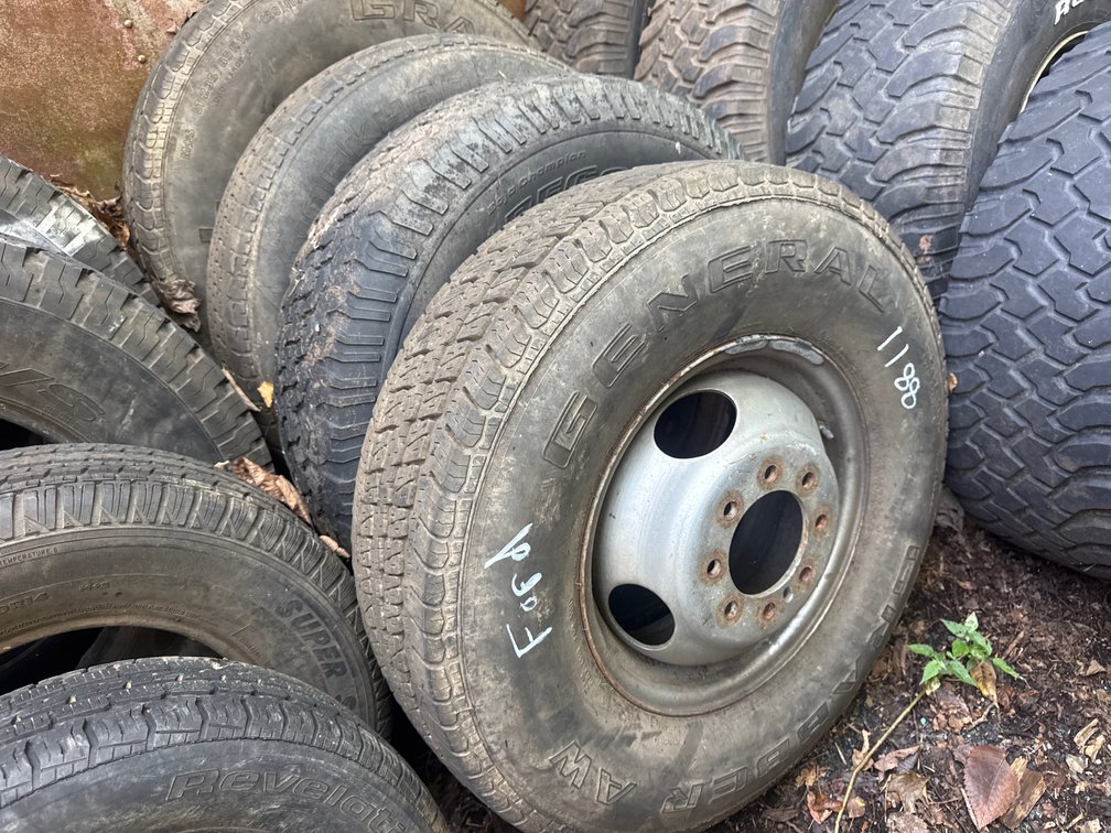 (4) Tires