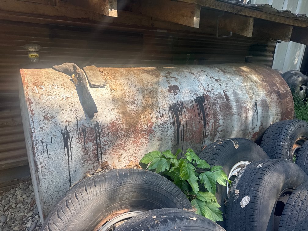 800 Gallon Fuel Tank