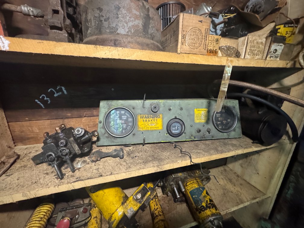 Plow Pumps, Plow Control Valve, Dash Board