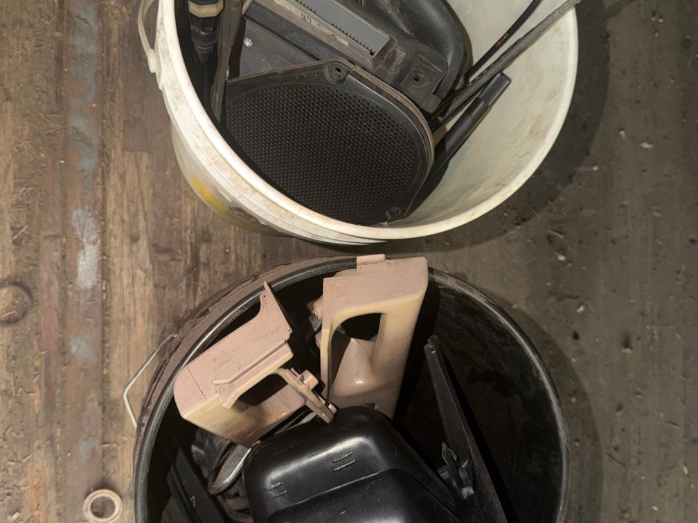 2002 Ford Explorer Parts
