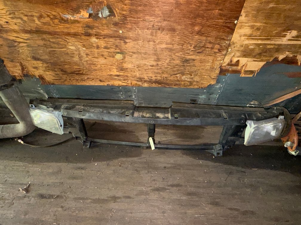 Ford Grille With Headlights