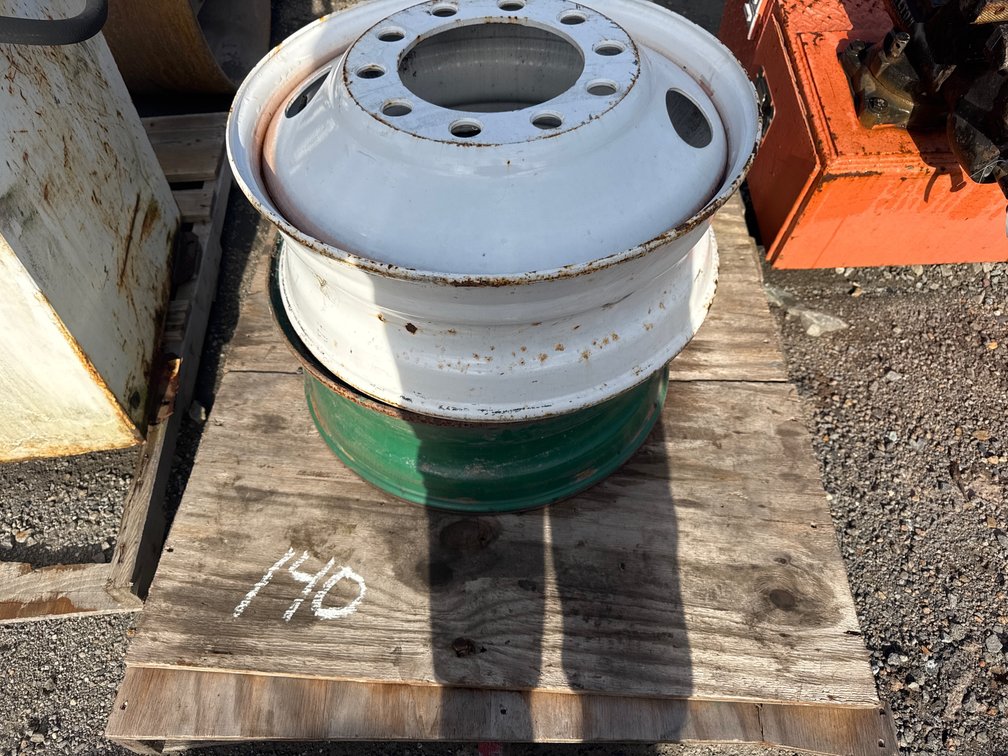 24.5 Truck Rims