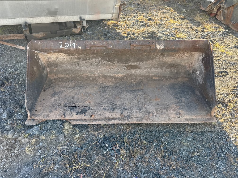 Skid Loader Bucket