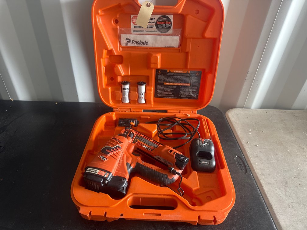 Paslode 16 Gauge Finish Nailer