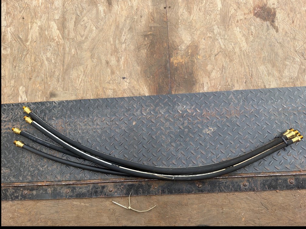 (4) Hydraulic Hoses