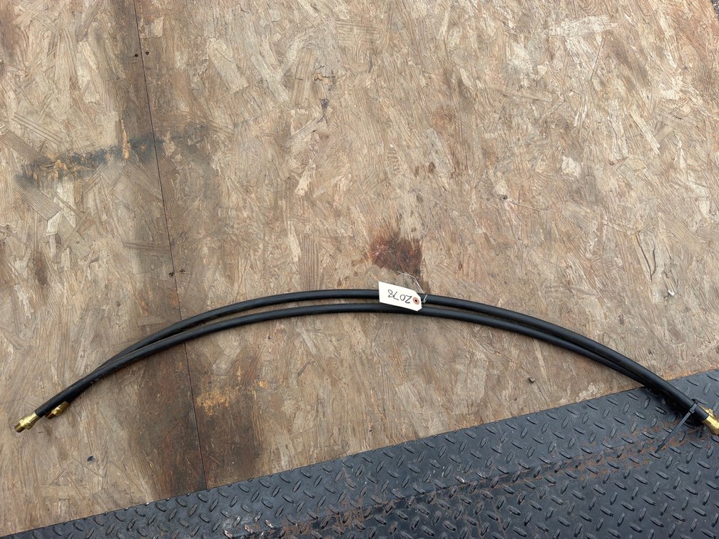(2) Hydraulic Hoses