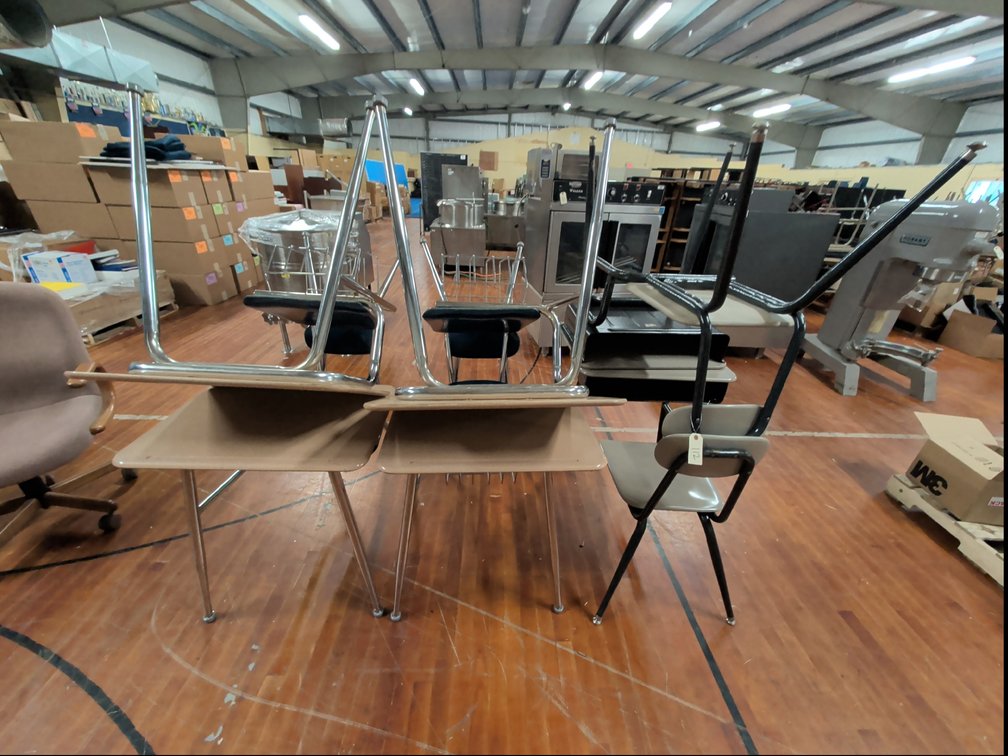 (6) School Desks