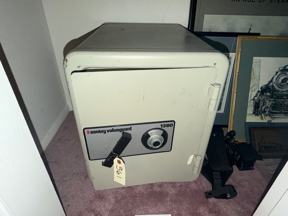 Sentry ValueGuard 1380 Safe