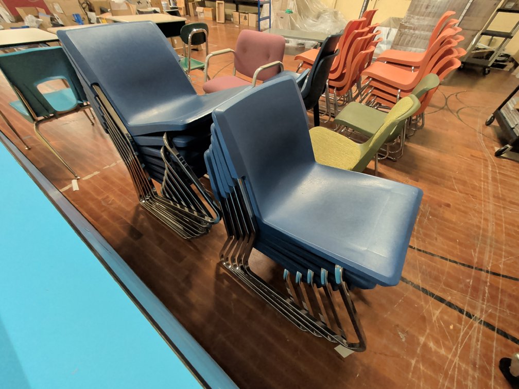 (12) Chairs