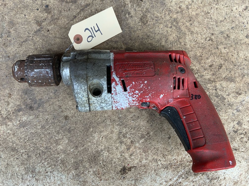 Milwaukee Electric Magnum Holeshooter
