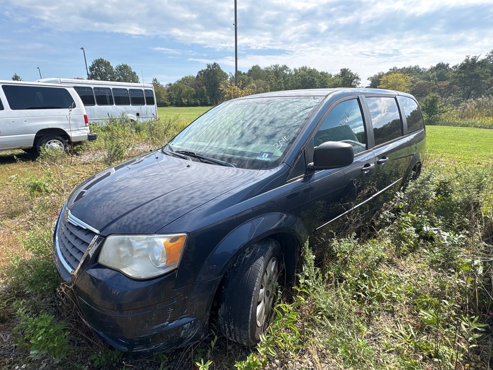 2008 Chrysler Town & Country Van