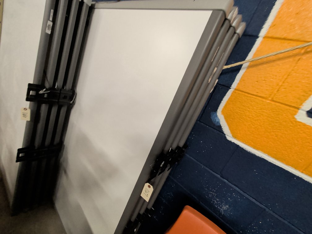 (4) Smart Boards