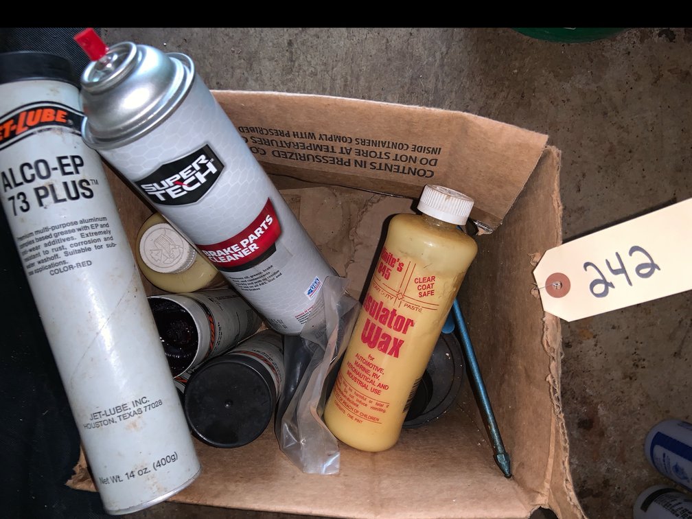 Oil Cans & Lube