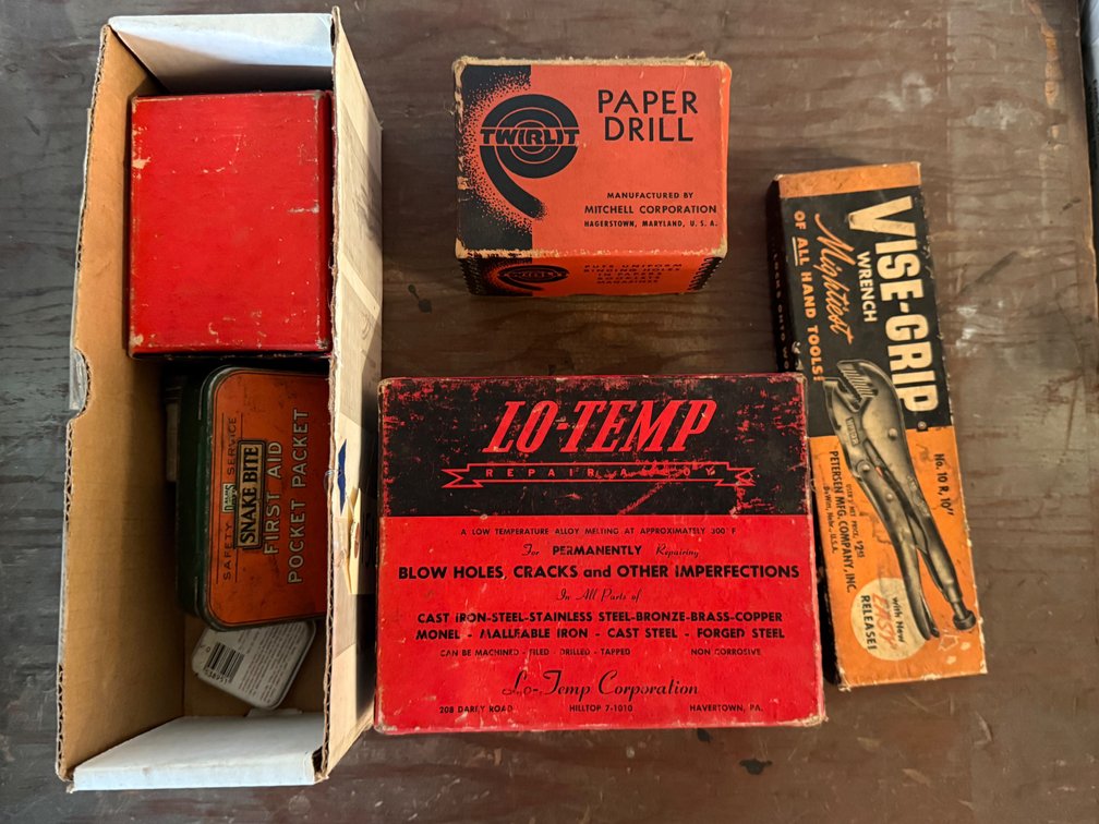 Empty Boxes And Mini Containers