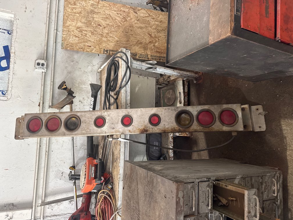 Dump Truck Light Bar