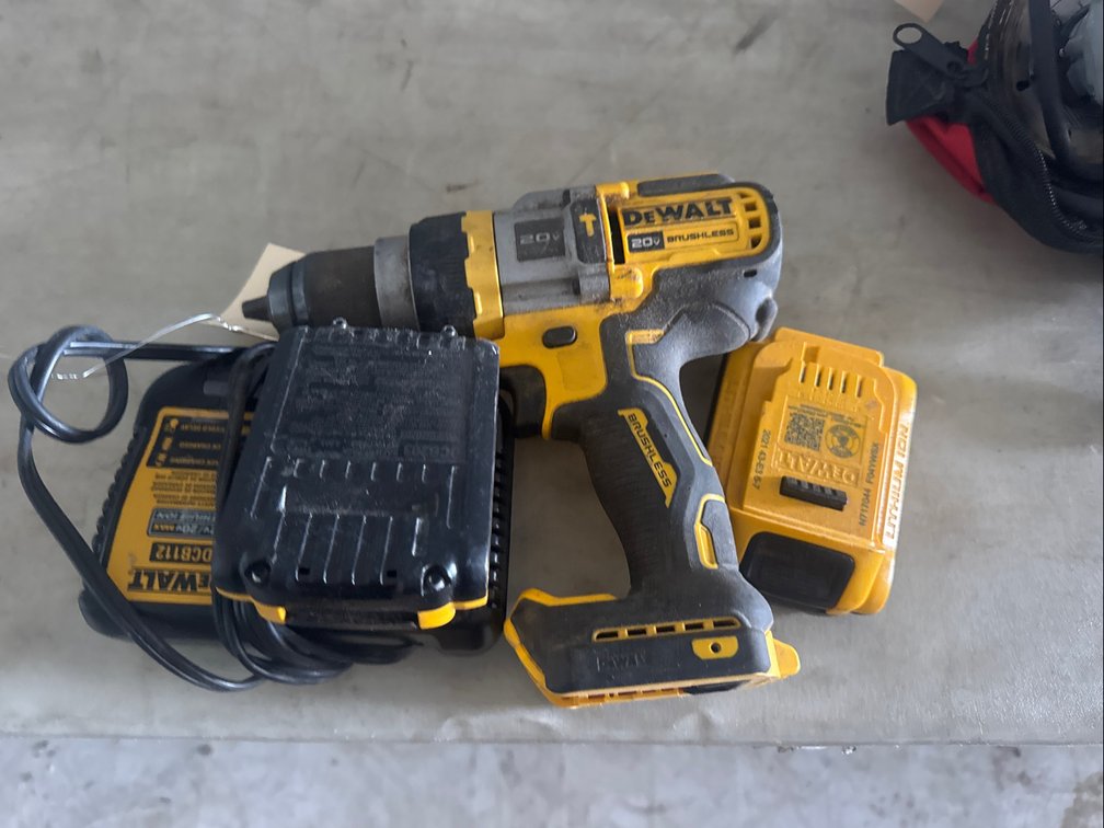 DeWalt 20V Drill & Batteries