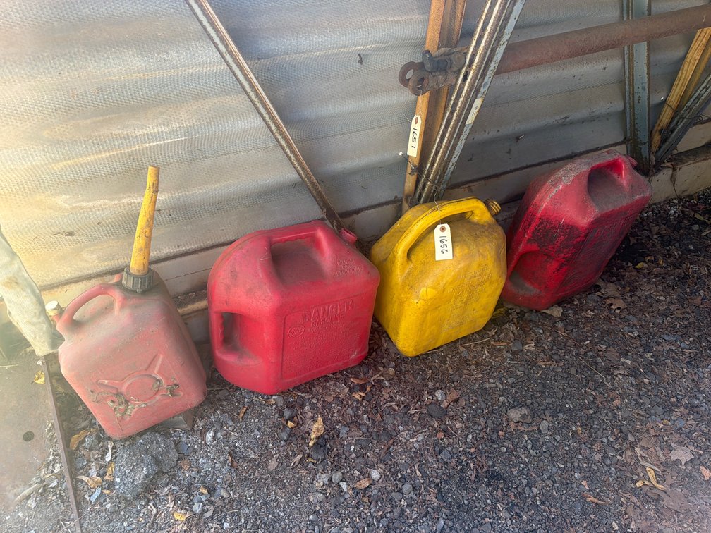 (4) Fuel Cans