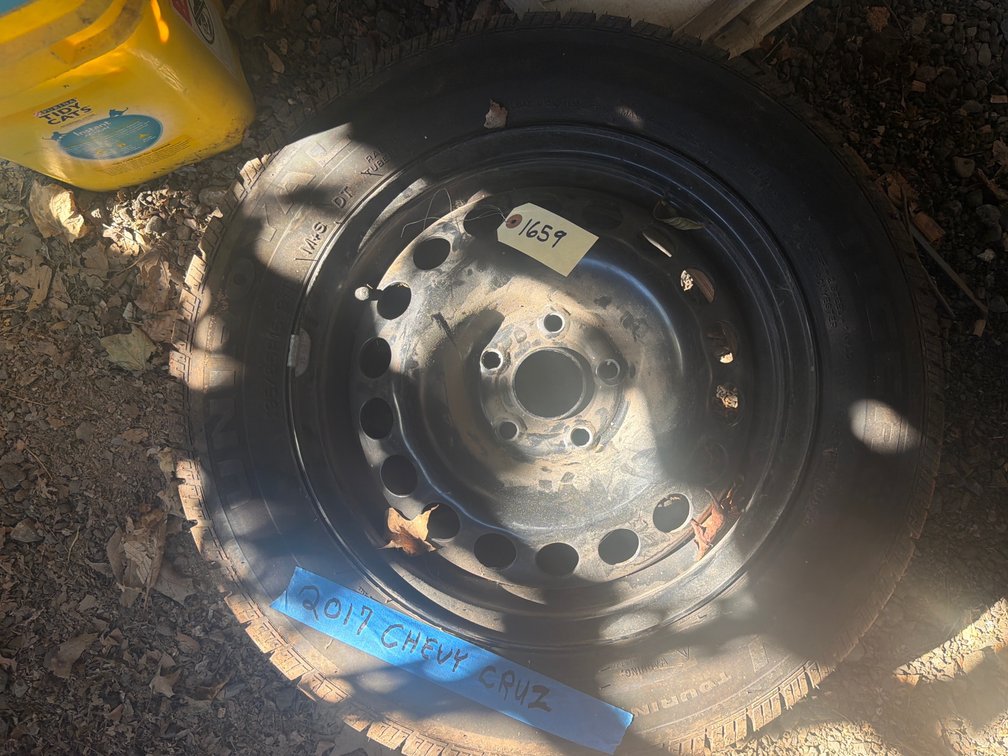 Chevy Cruz Wheel & Tire