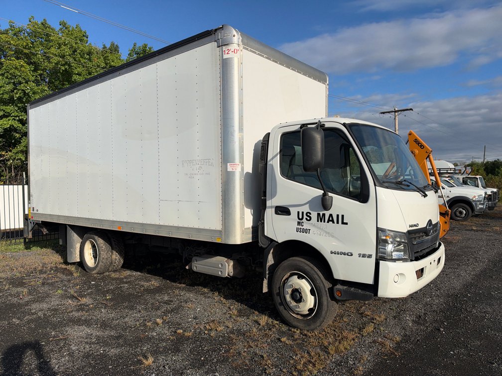 2020 Hino Box Truck