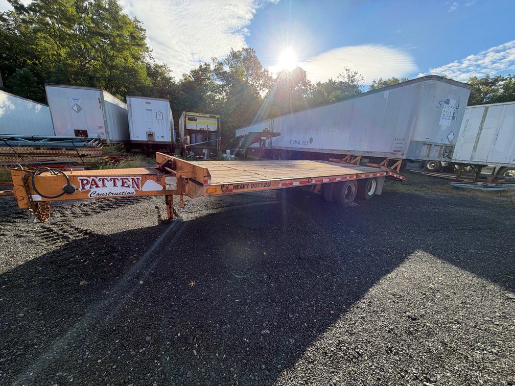 2005 Economy Backhoe Trailer