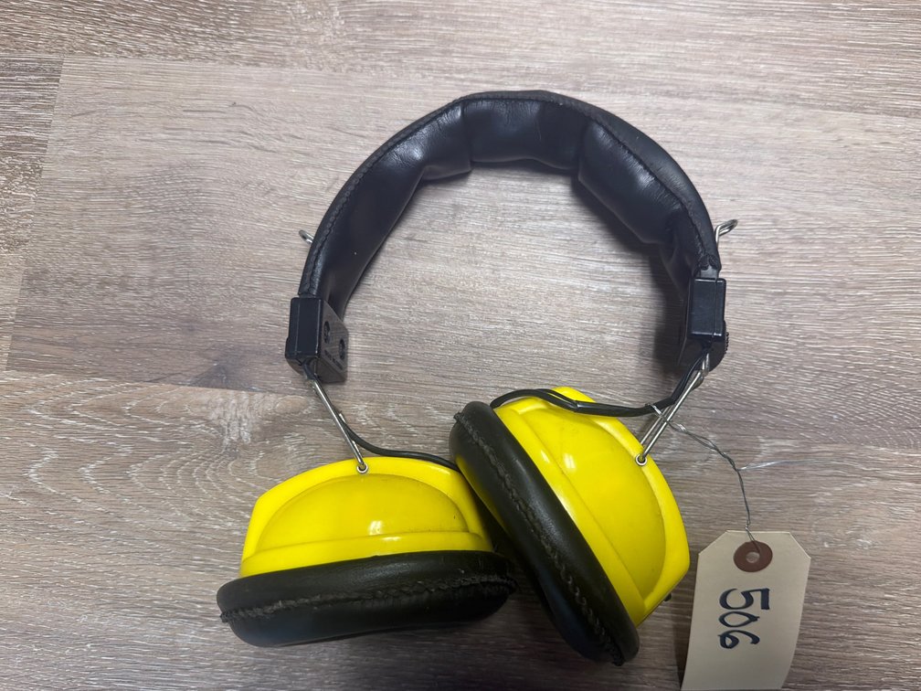 NASCAR AM/FM Radio Headphones