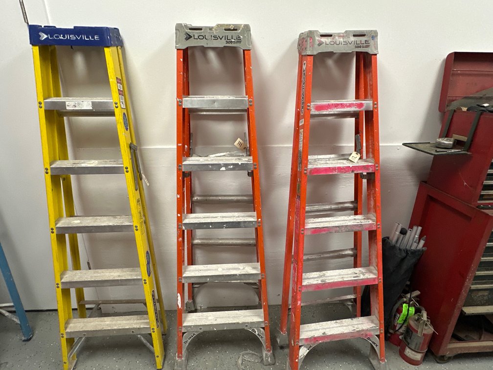 (1) 6’ Louisville Fiberglass A-Frame Ladder