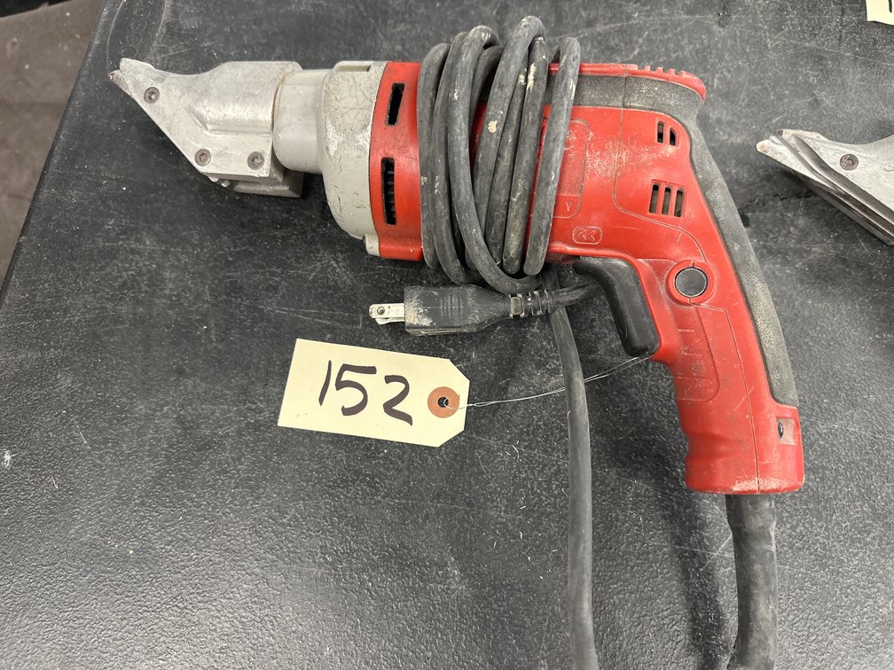 Milwaukee 18-Gauge Electric Nibbler