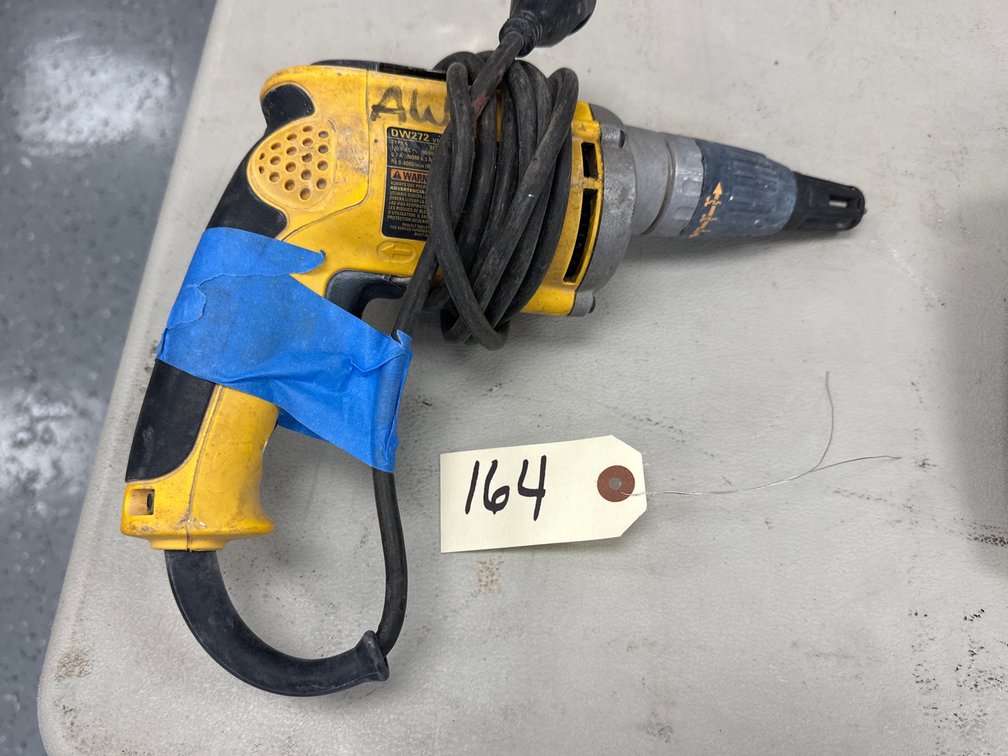 DEWALT DW272 Electric Screwgun