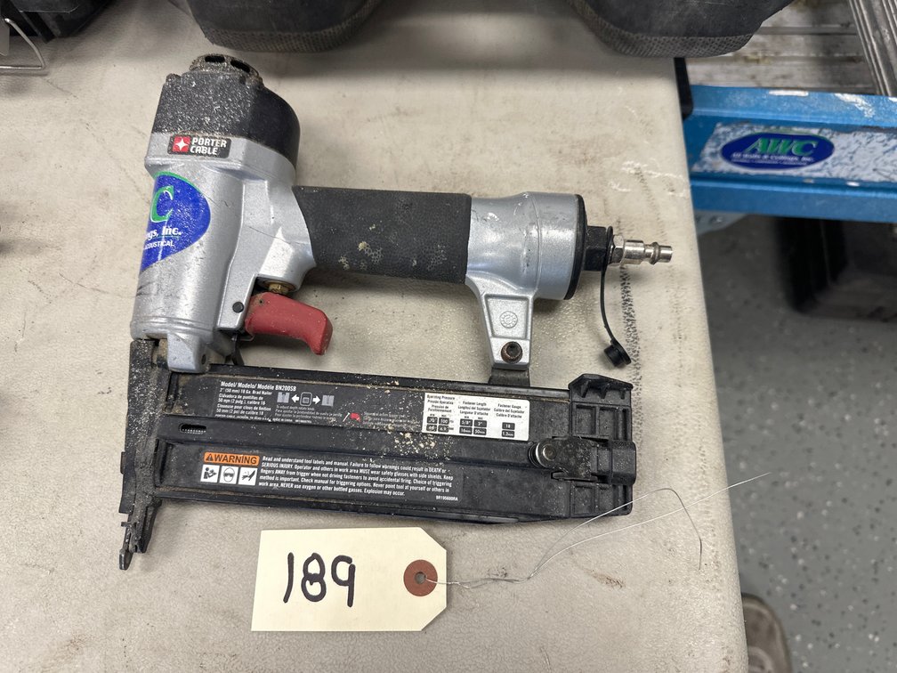 Porter-Cable BN200SB 18-Gauge Pneumatic Brad Nailer