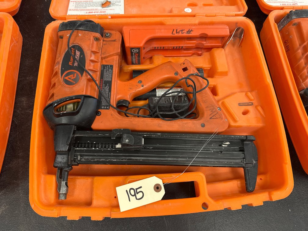Ramset TrakFast TF1200 Gas-Powered Fastening Tool