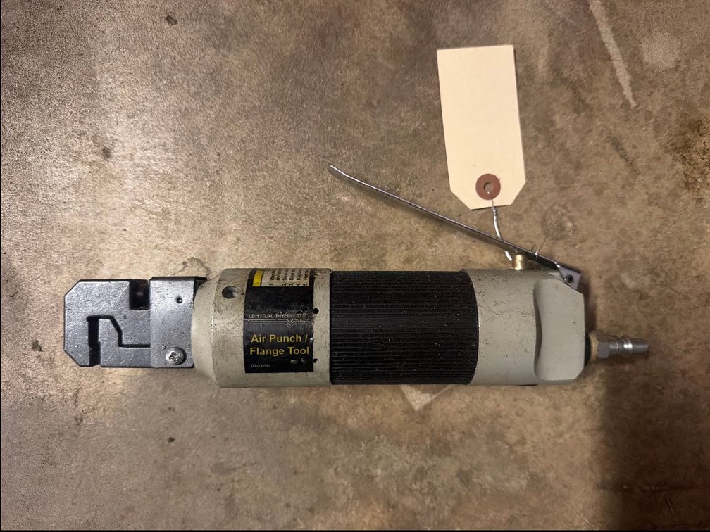 Central Pneumatic Air Punch/ Flange Tool