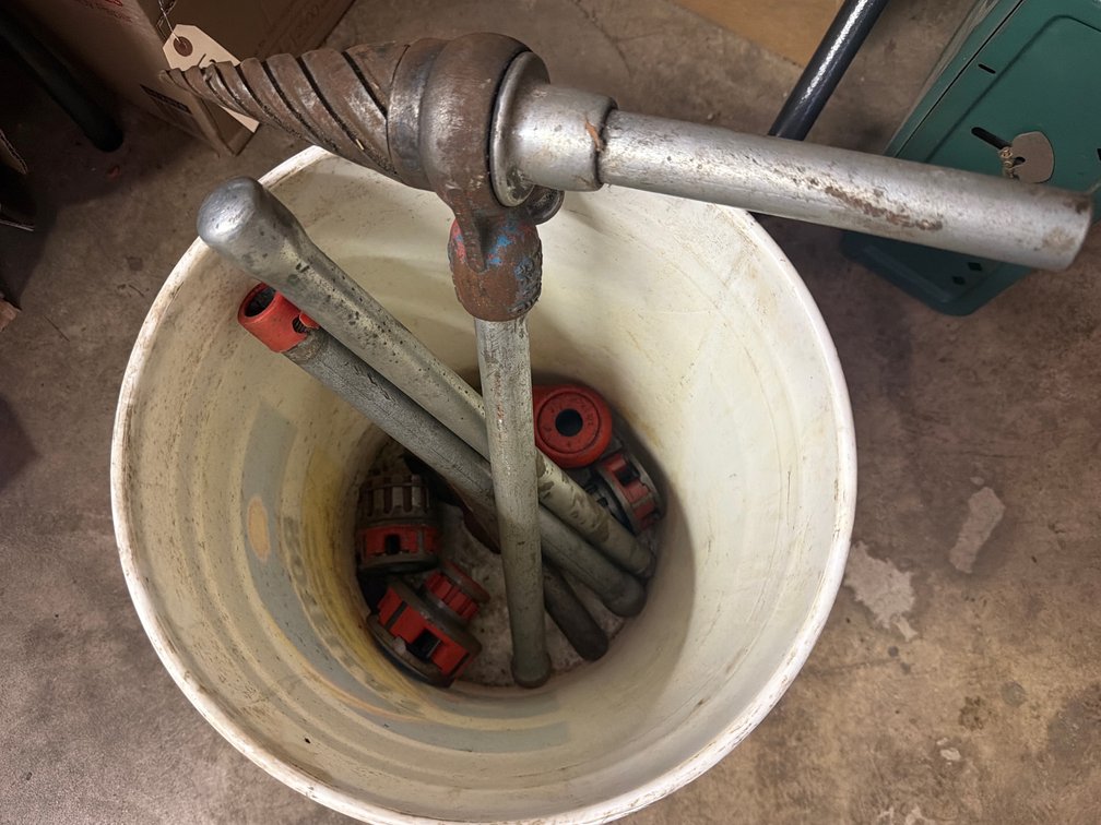 Ridgid Spiral Pipe Reamer & Ridgid Threaded Die Heads