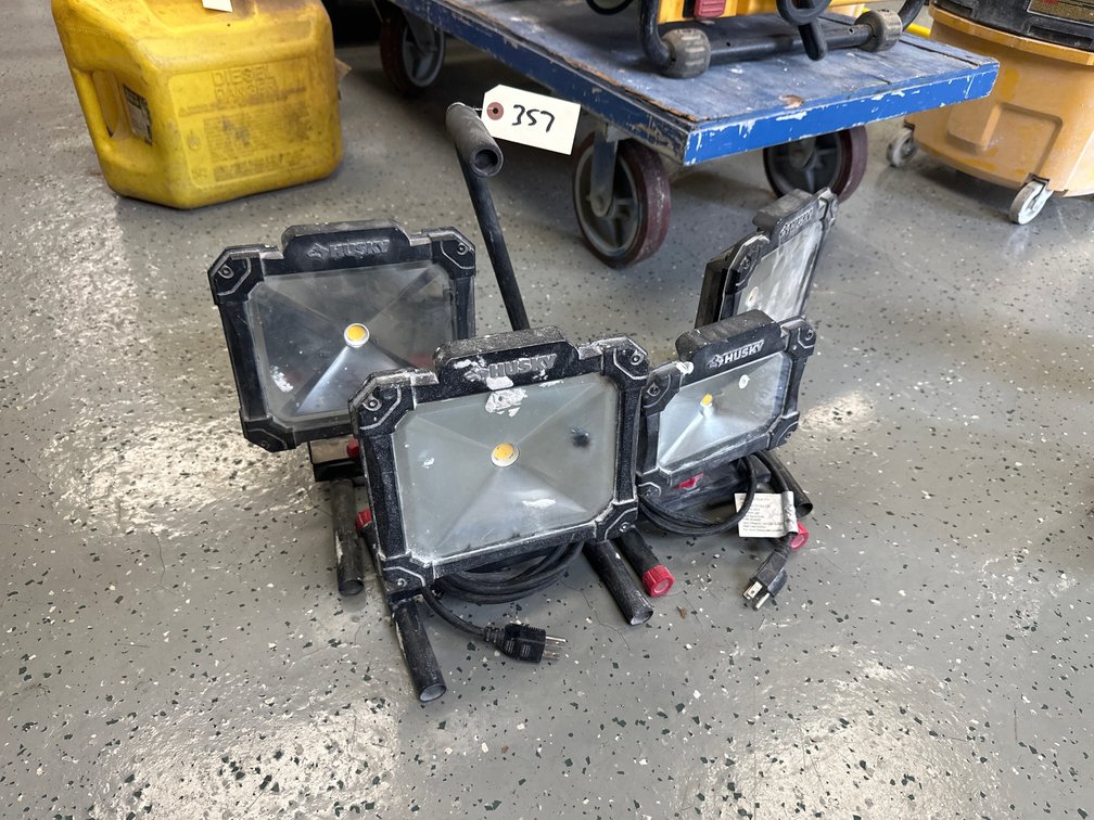 (3) Temporary Work Lights