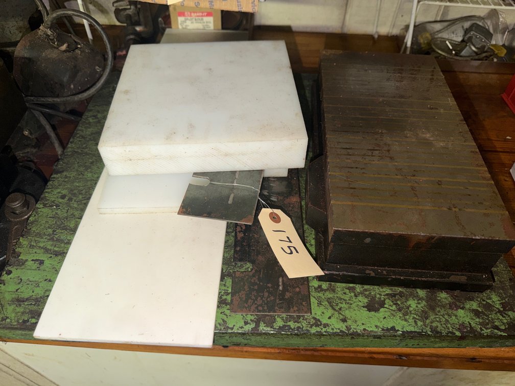 Heavy Duty Magnetic Chuck & Plastic Machine Parts