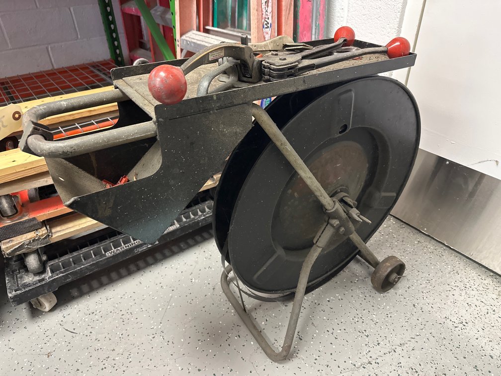 Banding Cart With Banding Tools & Clips