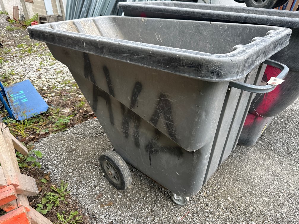 Plastic Trash Hopper
