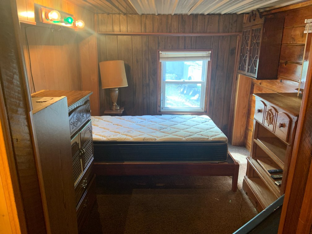 Contents Of Bedroom