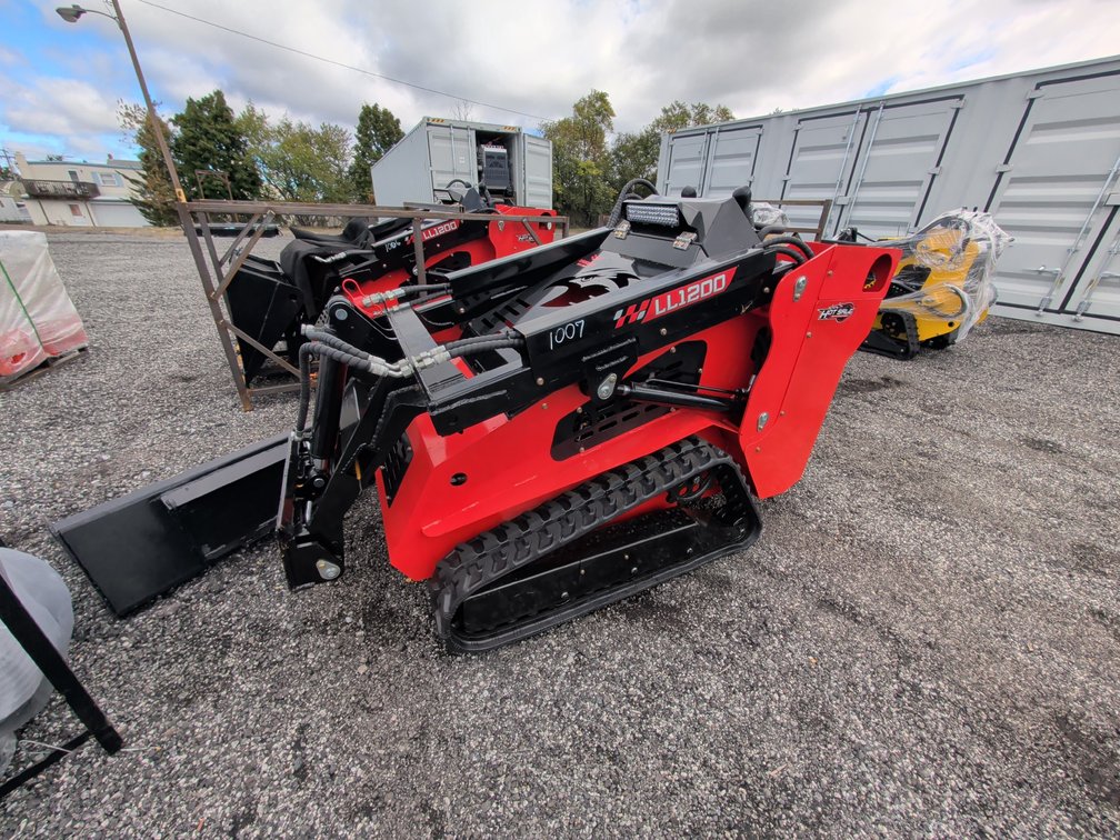 Skid Steer Loader - Diesel