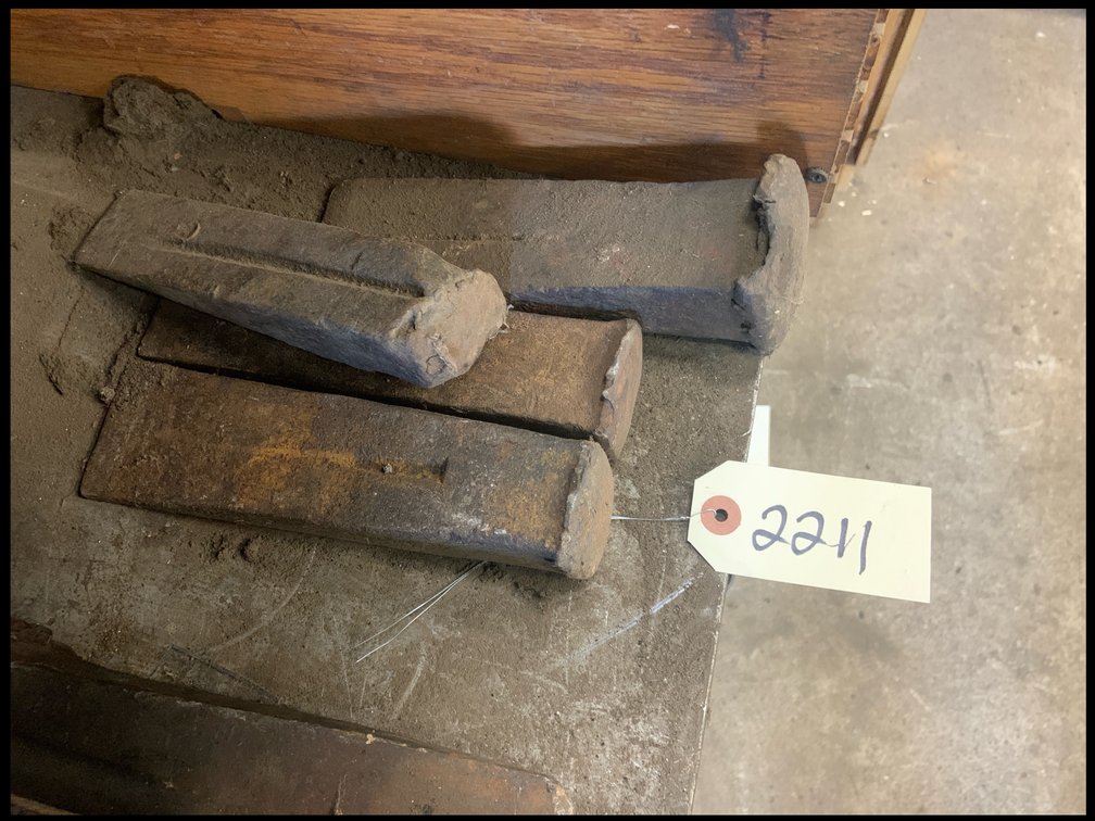 (4) Wedges