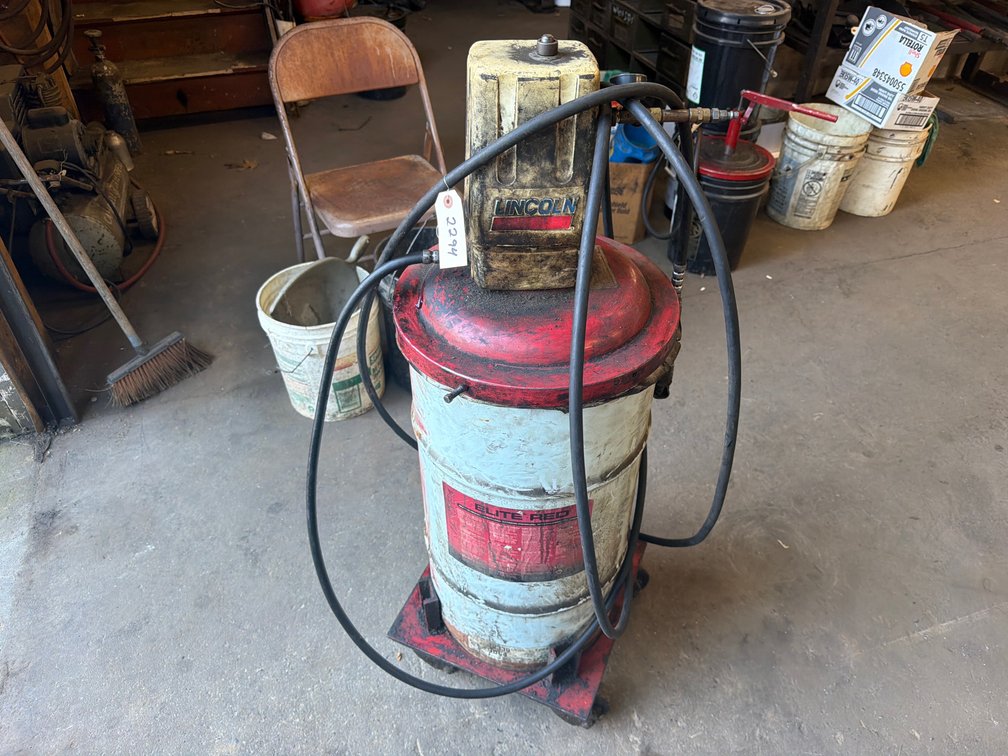 Lincoln High Pressure Grease Pump