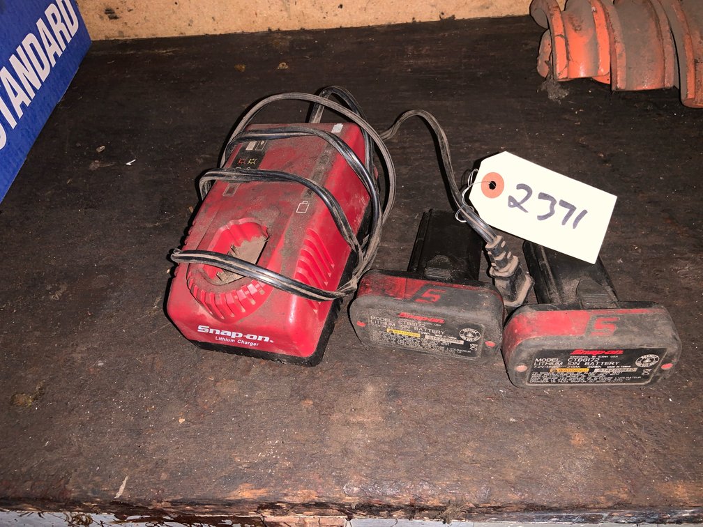 Snap-On Battery Charger & (2) Batteries