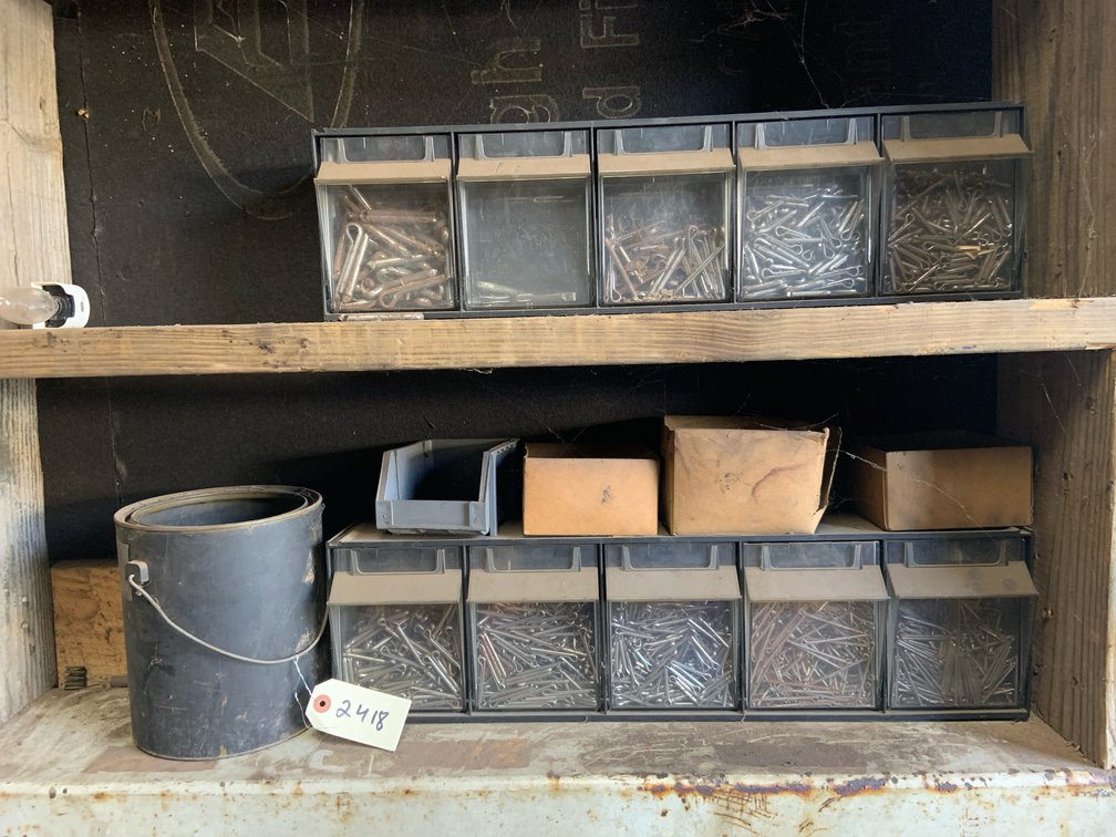 Hardware Organizers With Cotter Pins