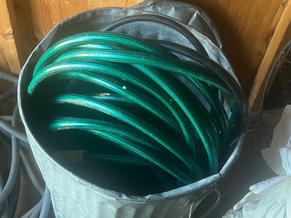 Trash Can W/Garden Hose