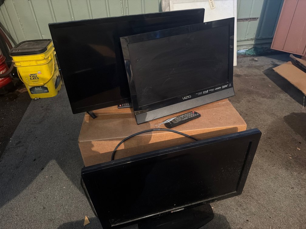 (3) Desktops With Cords
