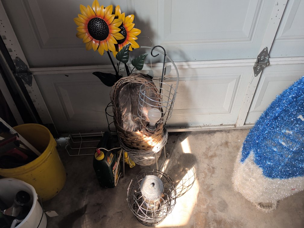 Metal Sunflower Decor