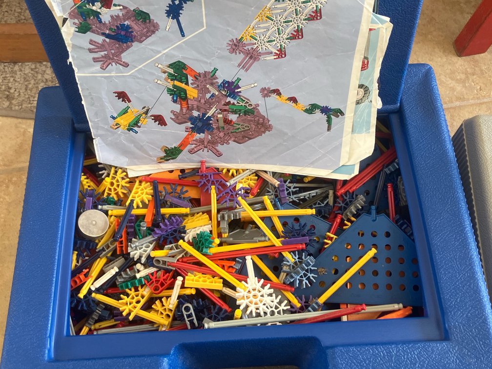 (3) Kinex Boxes