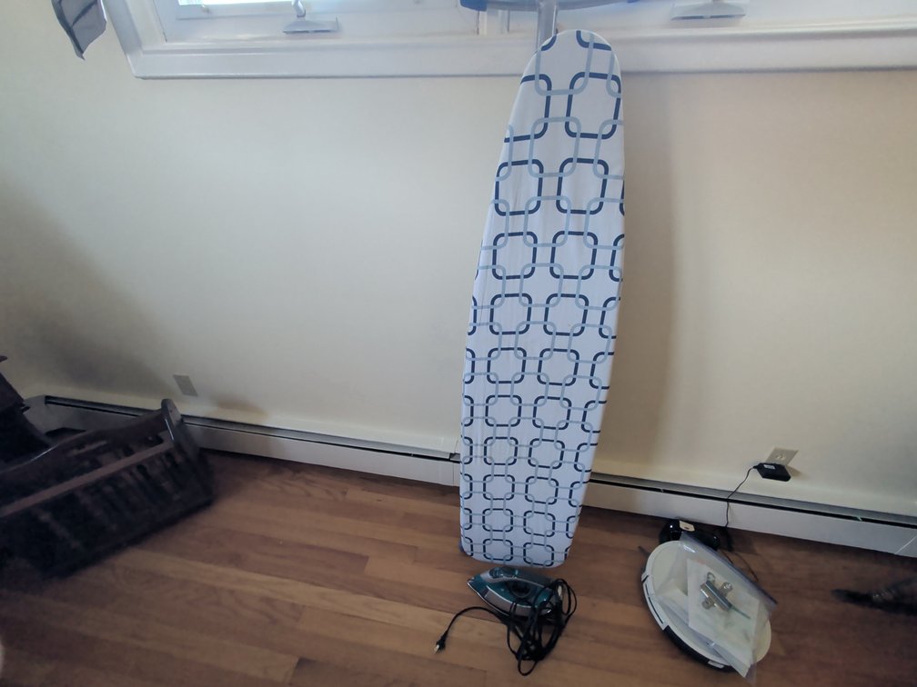 Iron & Ironing Board
