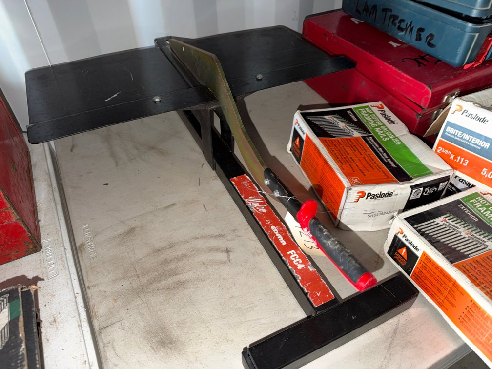 Malco Cement Siding Guillotine Shear